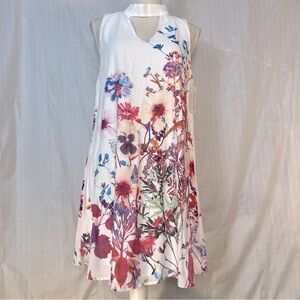 Jella C. Dress White Floral A Line Sleeveless High Neck V Cutout Keyhole Back M👍